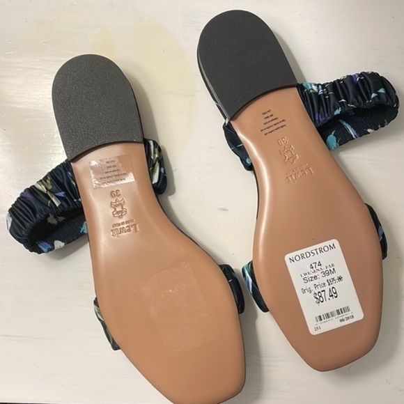 💥NWT Lewit sandals made in Italy - Picture 3 of 4